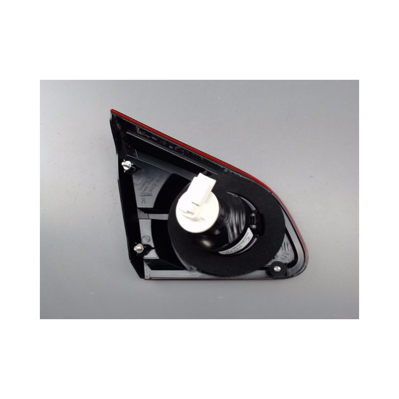 FEU ARRIERE INTERIEUR DROIT NISSAN QASHQAI 07-10