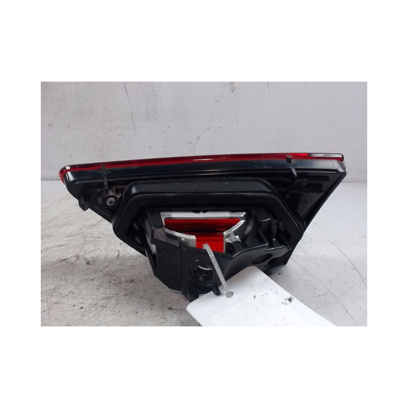 FEU ARRIERE INTERIEUR GAUCHE RENAULT CLIO IV