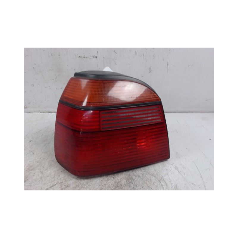 FEU ARRIERE GAUCHE  VOLKSWAGEN GOLF III 92-97