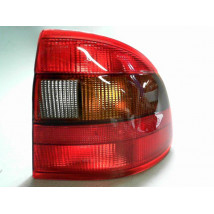 FEU ARRIERE DROIT OPEL ASTRA