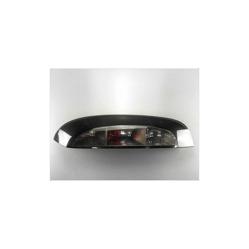 FEU ARRIERE DROIT OPEL CORSA (C) 03-06