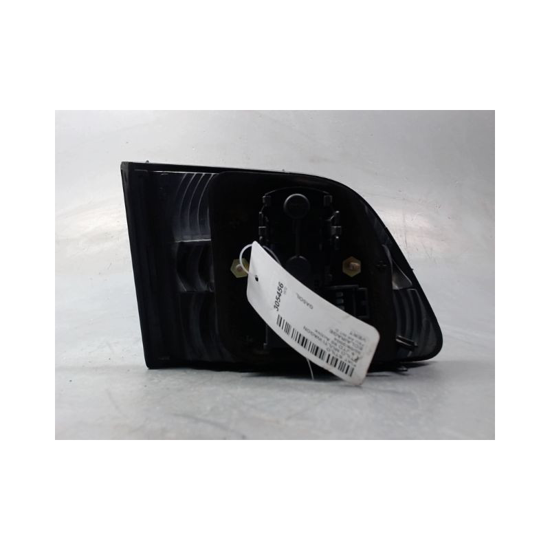FEU ARRIERE INTERIEUR DROIT FIAT STILO MULTI WAGON