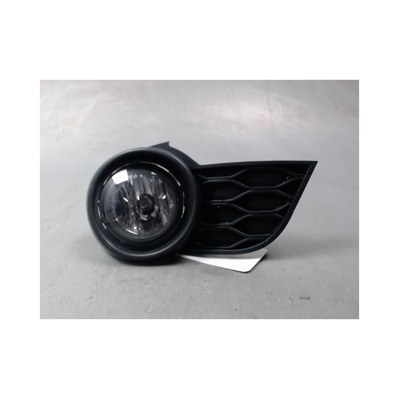 PHARE ANTIBROUILLARD AVANT DROIT AIXAM S9