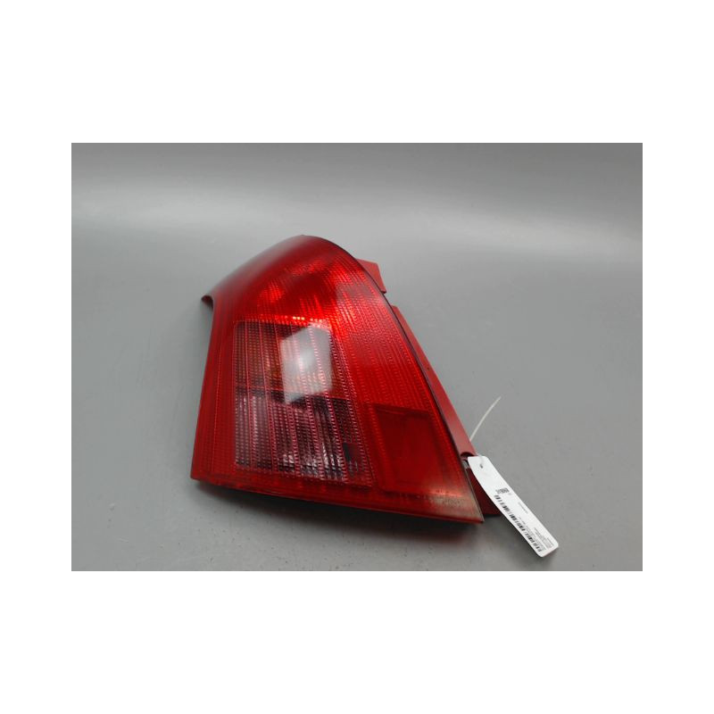 FEU ARRIERE GAUCHE  SUZUKI SWIFT III 2005-2011
