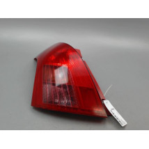 FEU ARRIERE GAUCHE  SUZUKI SWIFT III 2005-2011