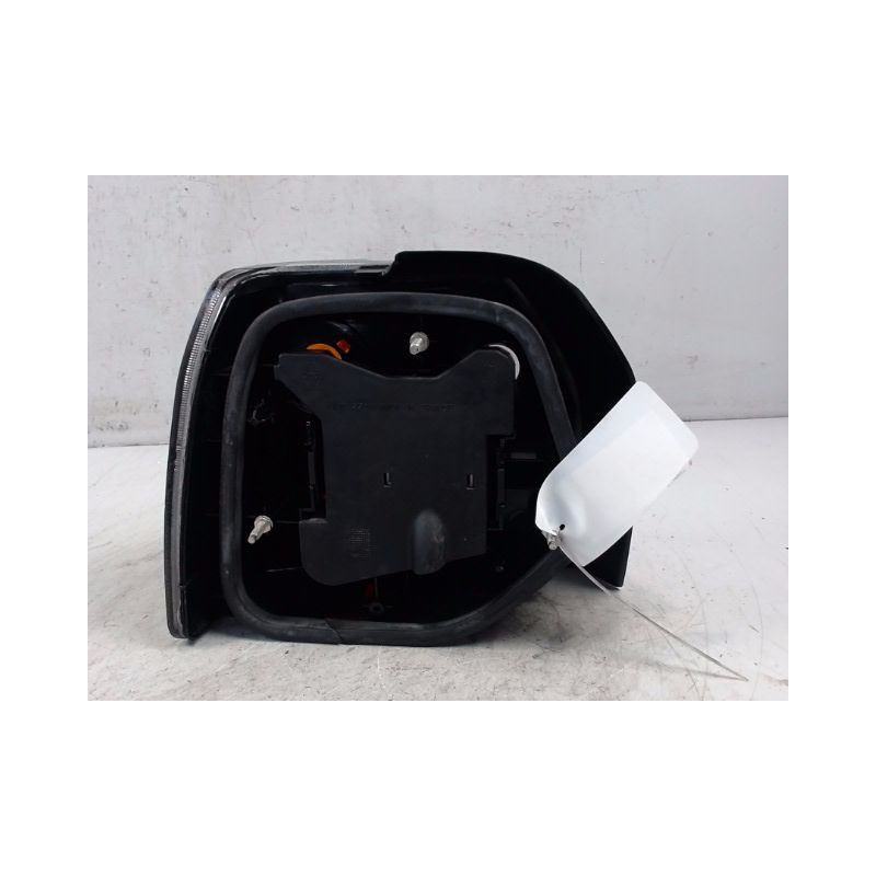 FEU ARRIERE DROIT RENAULT 19 92-95