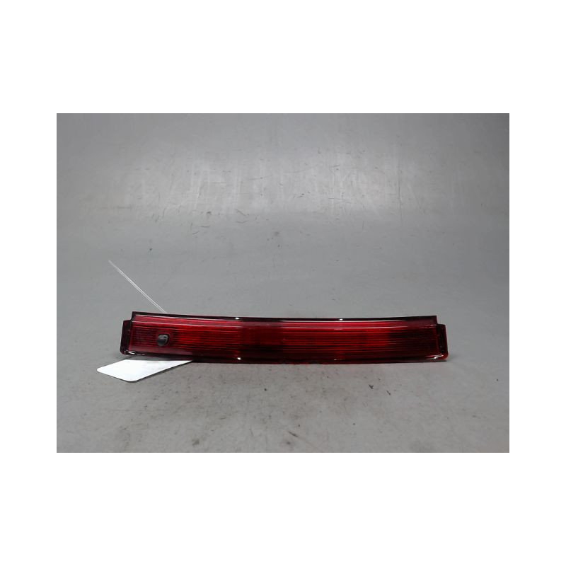 FEUX STOP SUPPLEMENTAIRE NISSAN MICRA
