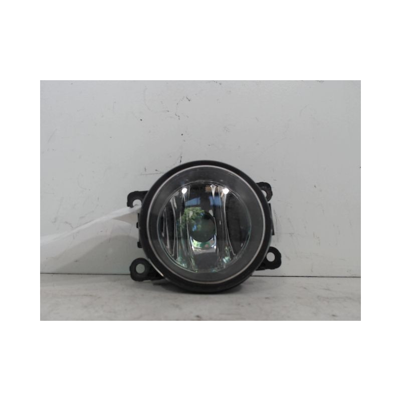 PHARE ANTIBROUILLARD AVANT DROIT SUZUKI SWIFT