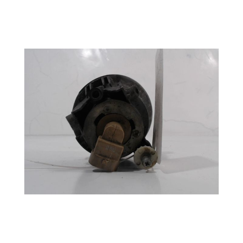 PHARE ANTIBROUILLARD AVANT GAUCHE TOYOTA YARIS -2003