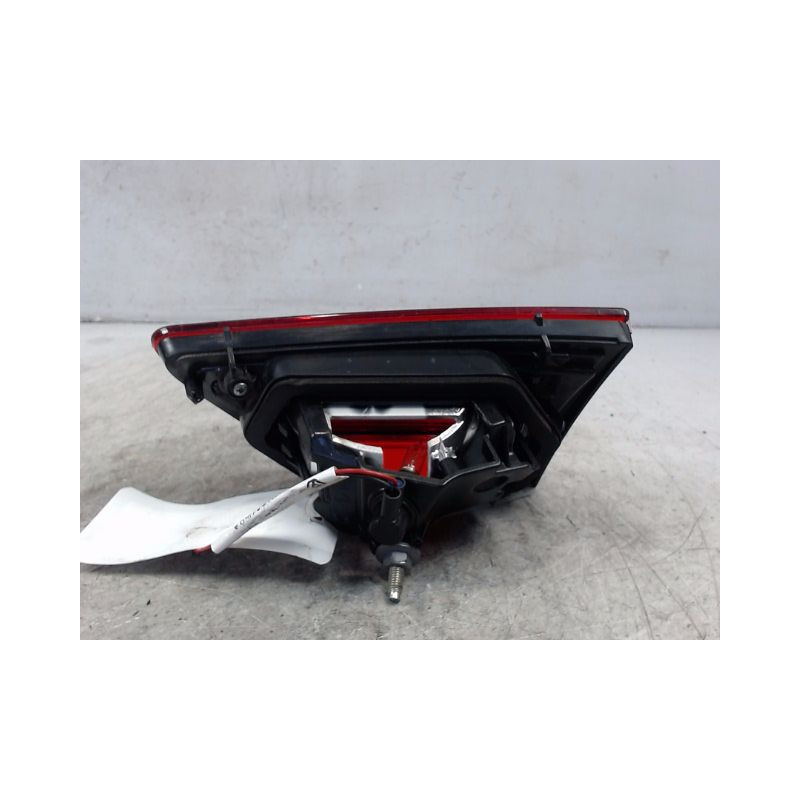 FEU ARRIERE INTERIEUR GAUCHE RENAULT CLIO IV