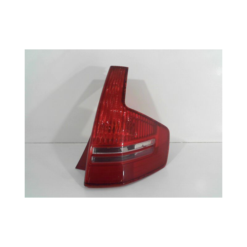 FEU ARRIERE DROIT CITROEN C4 04-08