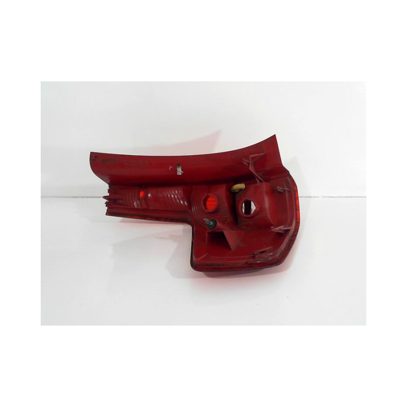 FEU ARRIERE DROIT CITROEN C4 04-08