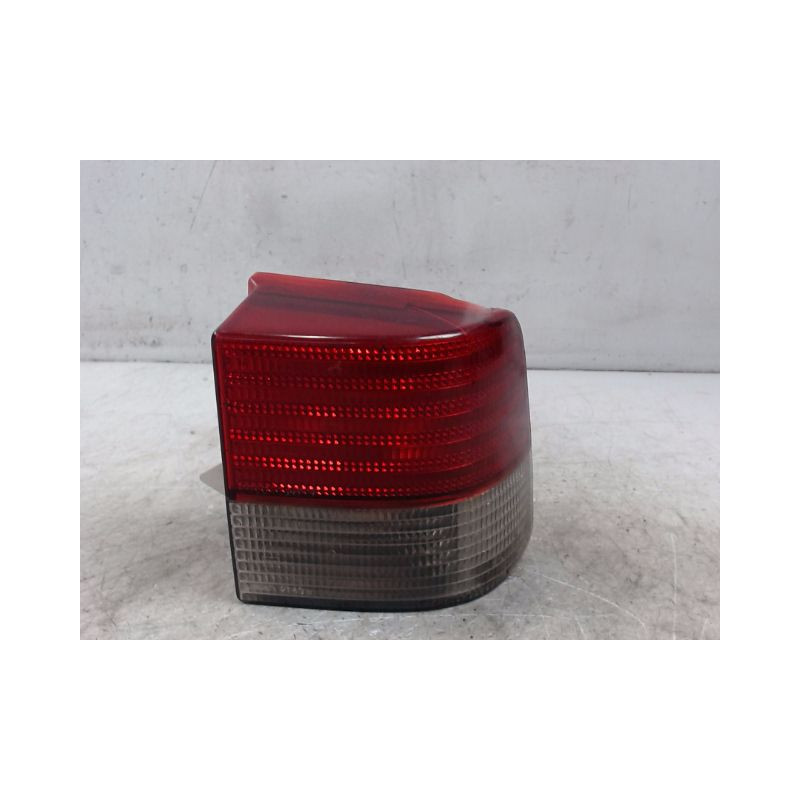 FEU ARRIERE DROIT PEUGEOT 405 BREAK 92-96