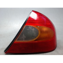 FEU ARRIERE DROIT FORD MONDEO 96-00