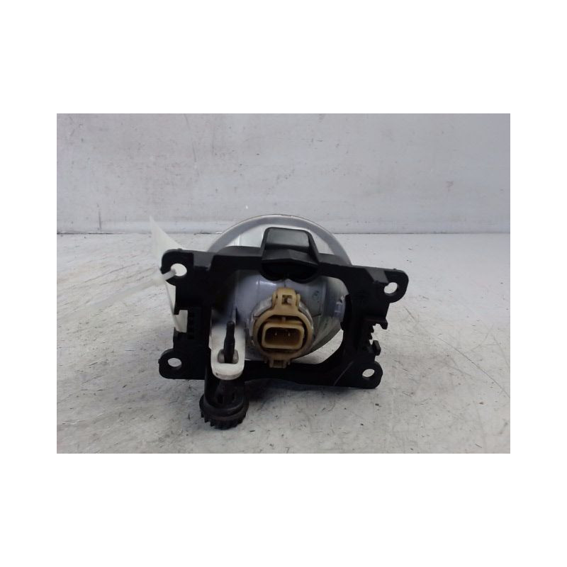 PHARE ANTIBROUILLARD AVANT DROIT PEUGEOT 207 CC