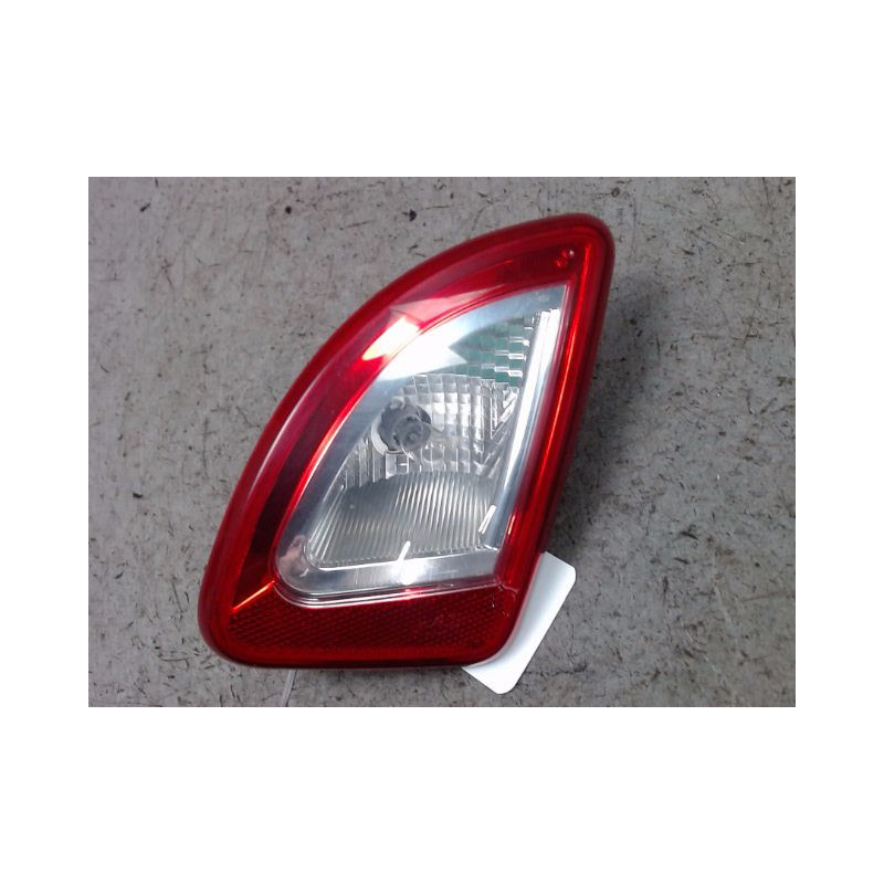 FEU RECUL DROIT RENAULT TWINGO 2 2010-