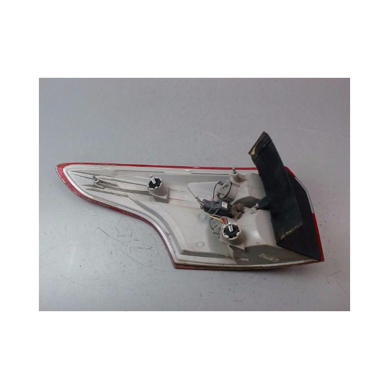 FEU ARRIERE DROIT FORD FOCUS SW II Phase 2 2008-2010