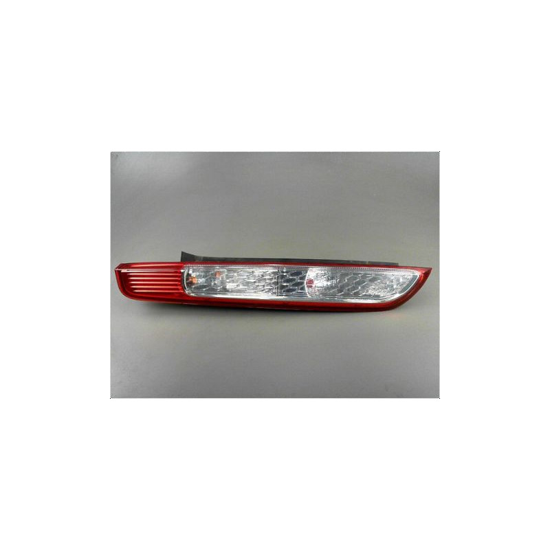 FEU ARRIERE GAUCHE  FORD FOCUS II 08-10