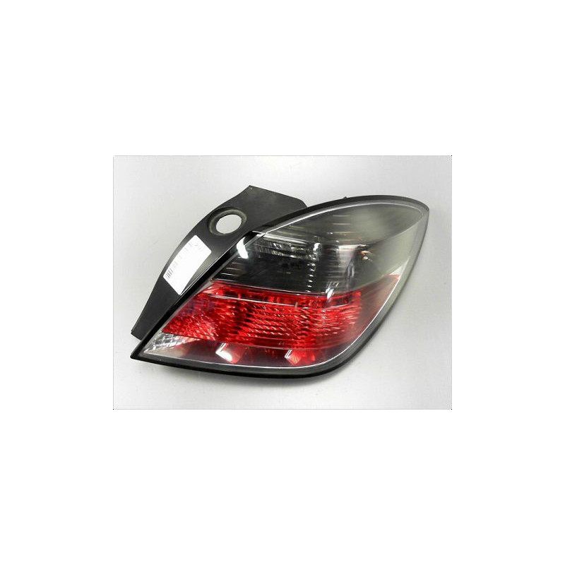 FEU ARRIERE DROIT OPEL ASTRA (H) GTC 2005-2006