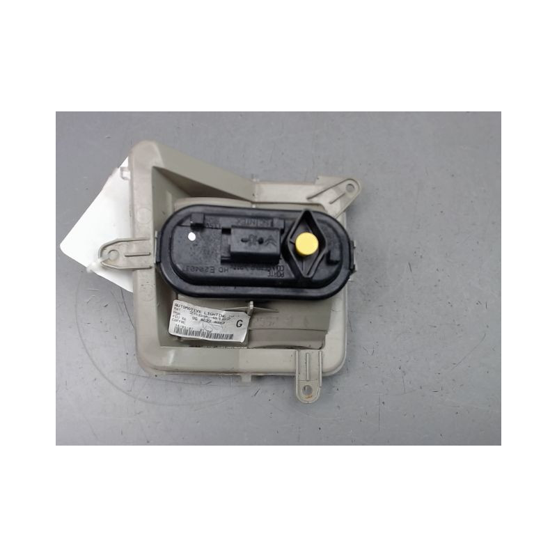 FEU ARRIERE INTERIEUR GAUCHE CITROEN C6 BERL. 2005-2013