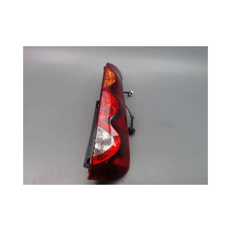 FEU ARRIERE DROIT NISSAN NOTE I Phase 1 2006-2009