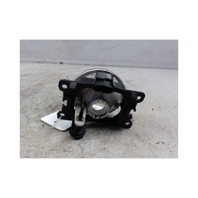 PHARE ANTIBROUILLARD AVANT GAUCHE PEUGEOT 207 SW