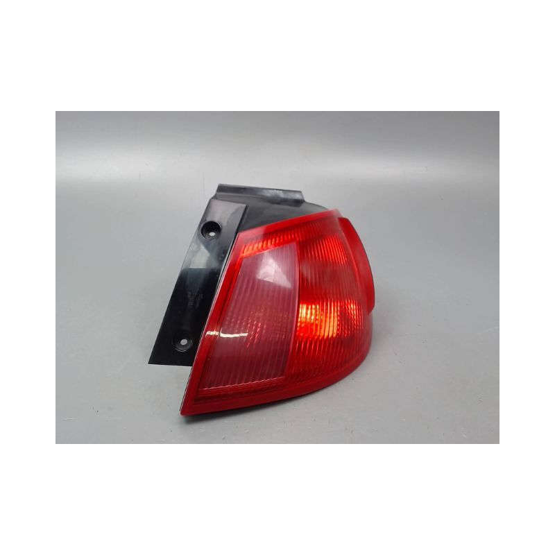 FEU ARRIERE DROIT MITSUBISHI COLT CZ 2005-