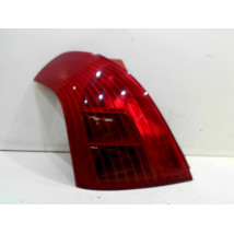 FEU ARRIERE GAUCHE  SUZUKI SWIFT
