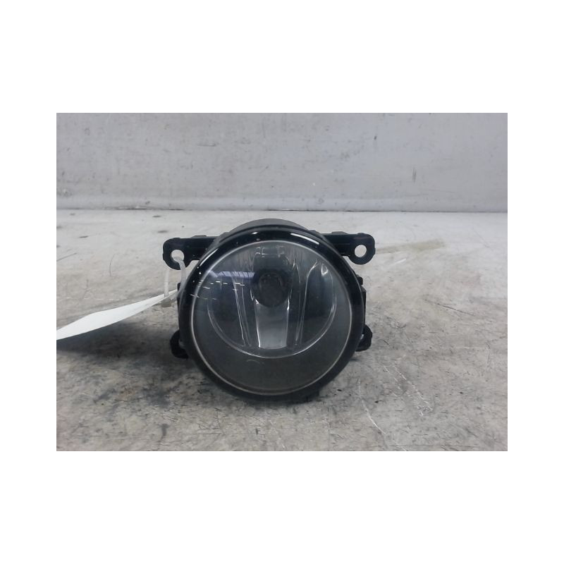 PHARE ANTIBROUILLARD AVANT DROIT NISSAN NOTE