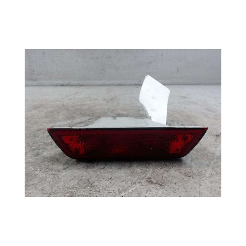 FEU BROUILLARD CENTRAL ARRIERE NISSAN MICRA 2009-