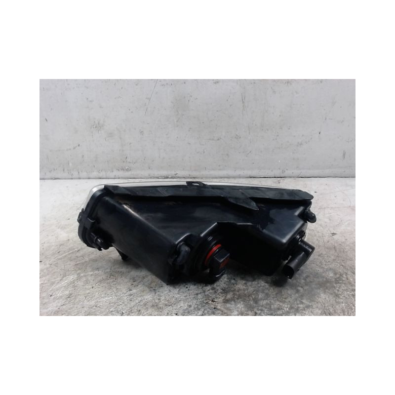 PHARE ANTIBROUILLARD AVANT GAUCHE VOLKSWAGEN POLO 2005-