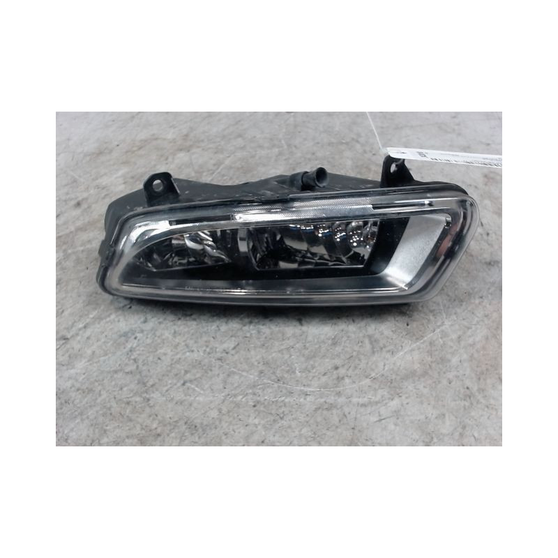 PHARE ANTIBROUILLARD AVANT DROIT VOLKSWAGEN POLO 2005-