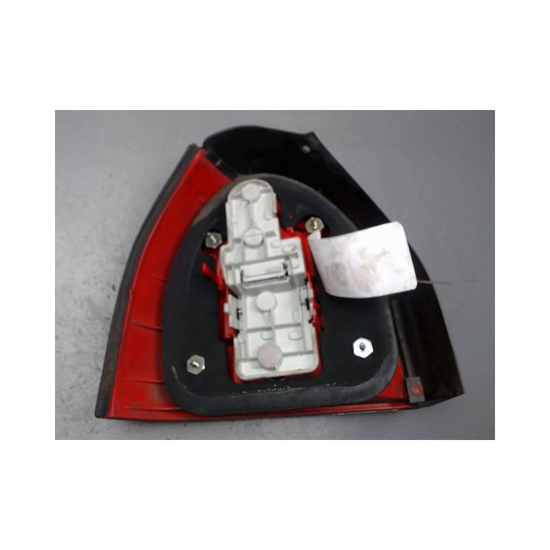 FEU ARRIERE DROIT AUDI A3 2000-2003