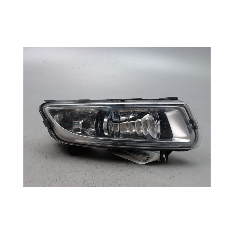 PHARE ANTIBROUILLARD AVANT DROIT VOLKSWAGEN POLO V Phase 1 (6R) 2009-2014