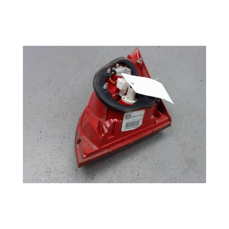 FEU ARRIERE INTERIEUR GAUCHE KIA VENGA 09-