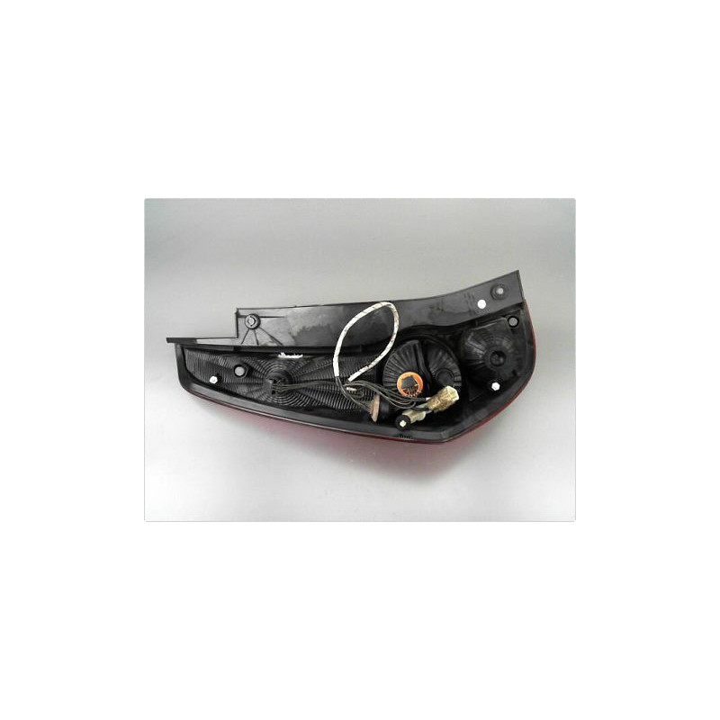 FEU ARRIERE DROIT OPEL AGILA (B) 08-14