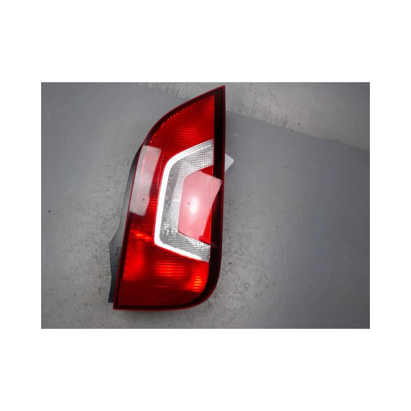 FEU ARRIERE DROIT VOLKSWAGEN UP