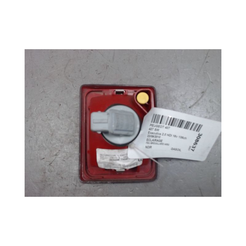 FEU BROUILLARD ARRIERE GAUCHE PEUGEOT 407 SW