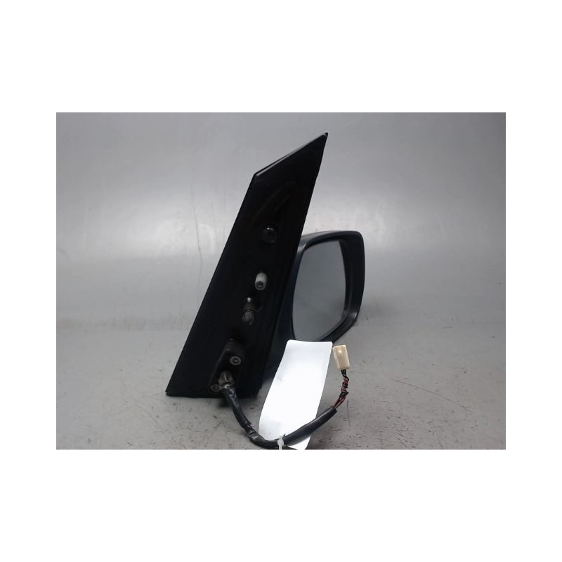 RETROVISEUR EXTERIEUR ELECTRIQUE DROIT TOYOTA AVENSIS VERSO 01-03
