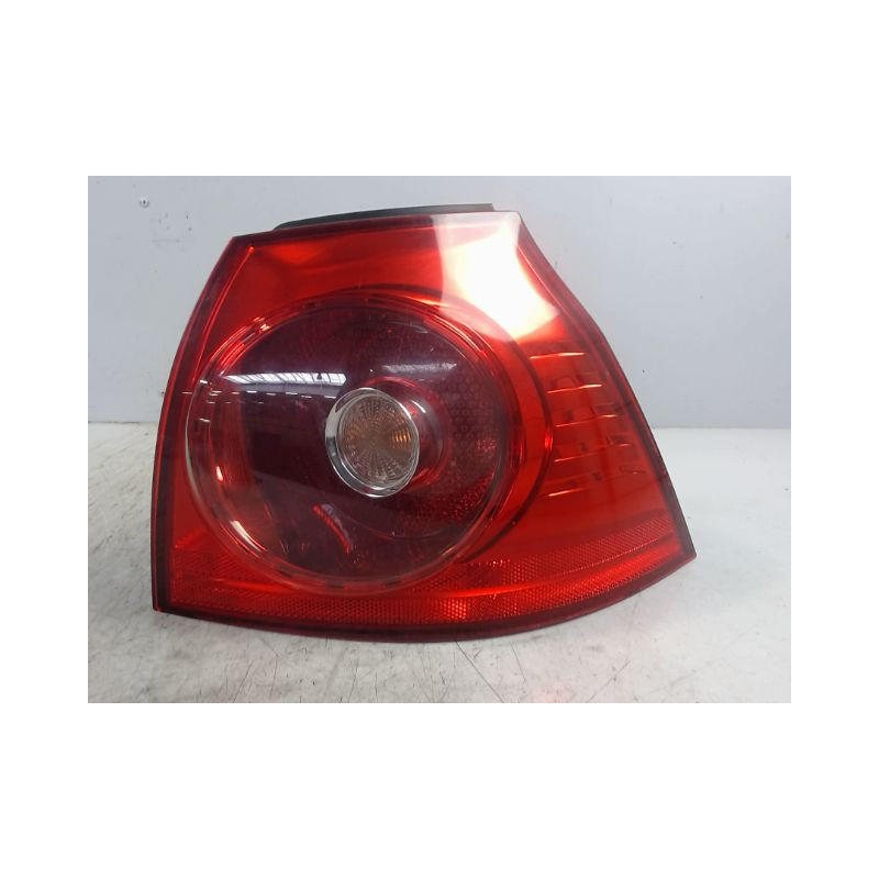 FEU ARRIERE DROIT VOLKSWAGEN GOLF V 2003-2009