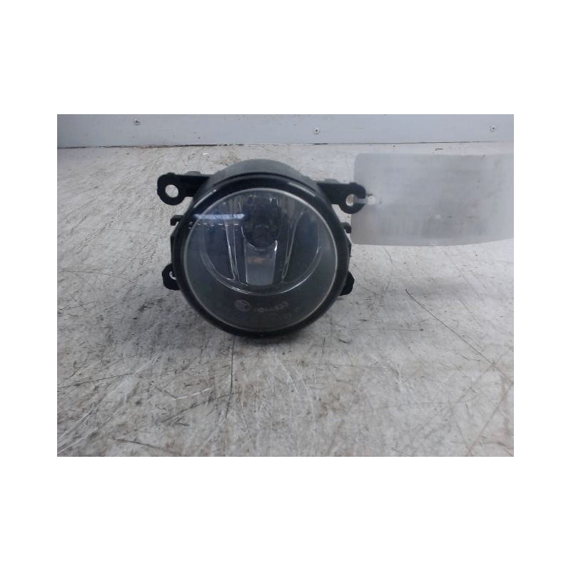 PHARE ANTIBROUILLARD AVANT DROIT CITROEN XSARA PICASSO