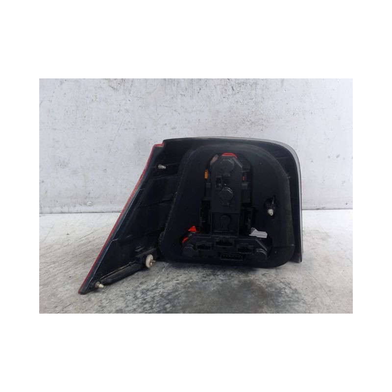 FEU ARRIERE DROIT VOLKSWAGEN GOLF IV 98-2004