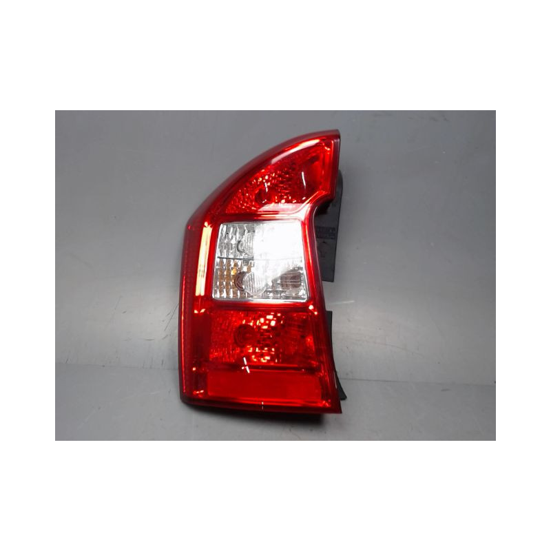 FEU ARRIERE GAUCHE  KIA CARENS 2002-