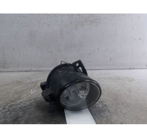 PHARE ANTIBROUILLARD AVD