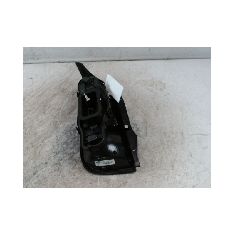 FEU ARRIERE DROIT VOLKSWAGEN UP