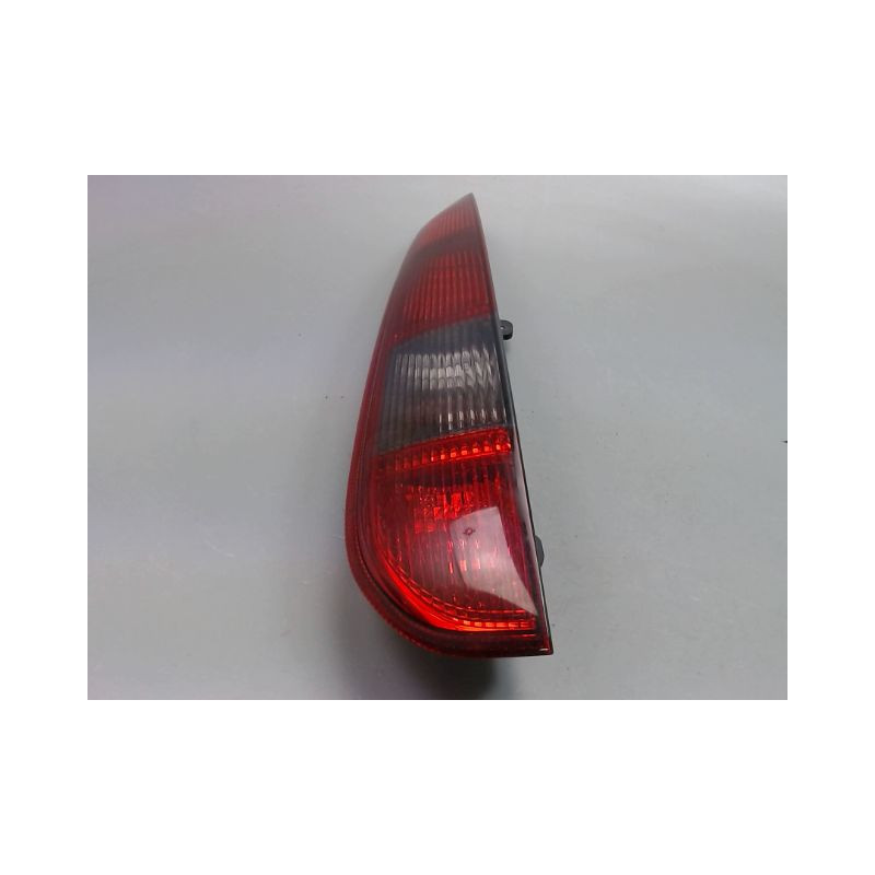 FEU ARRIERE GAUCHE  FORD FOCUS SW II Phase 2 2008-2010
