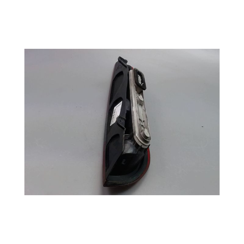 FEU ARRIERE GAUCHE  FORD FOCUS SW II Phase 2 2008-2010