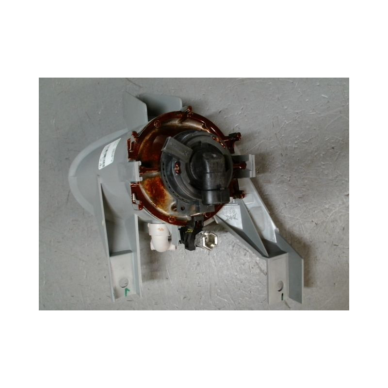 PHARE ANTIBROUILLARD AVANT DROIT OPEL TIGRA