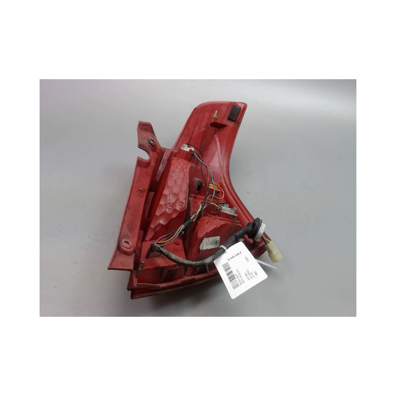 FEU ARRIERE GAUCHE  SUZUKI SWIFT III 2005-2011