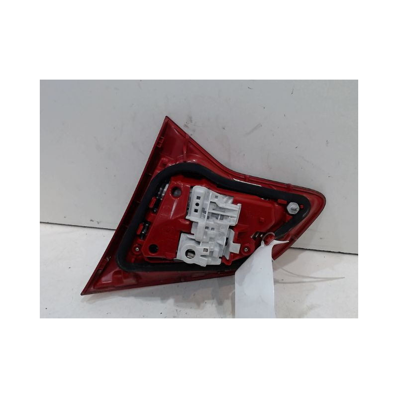 FEU ARRIERE INTERIEUR GAUCHE OPEL MERIVA